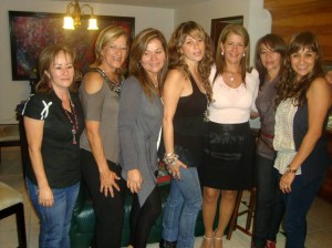 Rosmira de Navas, Gloria de Villamizar, Nancy Páez, Gloria Arias, Esmeralda Rueda, Edilia Pimentel y Gladys Arias.