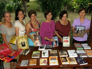 Los libros que recibieron los prestarán a otras tertulias de la ciudad, para así compartir el tema del Bicentenario de Colombia entre varias personas.