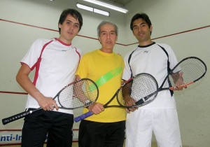  Además de ser comerciante, Enrique Becerra, quien dedicó parte de su vida al squash, es ahora dirigente deportivo.