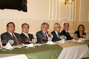 Libardo León, Juan Fonseca, Rafael Gutiérrez, Roberto Serpa, Gustavo Pinzón y Esperanza Vera.