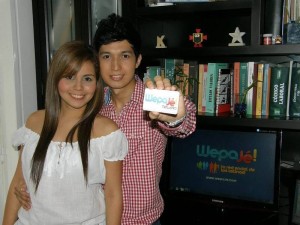 Junto a su novia Tatiana, Jhon espera aumentar el número de seguidores de Wepajé. (Javier Gutiérrez).
