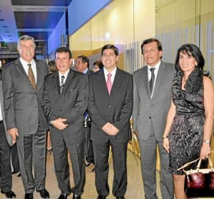 Alejandro Galvis Ramírez, Sergio Marín, Alejandro Galvis Blanco, Rafael Marín y Carolina Cote de Galvis.