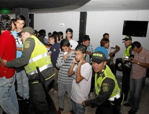 La Policía y la Alcaldía realizaron operativos en ‘chiquitecas’ de Cabecera.