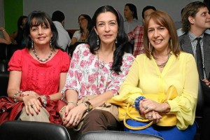 Carmen Alicia Flórez Durán, Esperanza León y Patricia Corredor Guzmán.