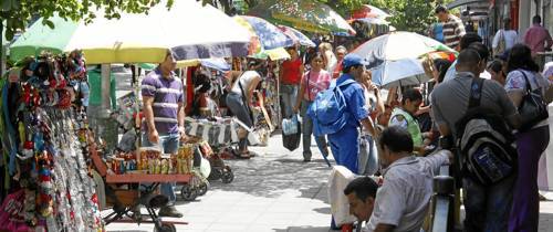 Vendedores ambulantes y comunidad de Cabecera