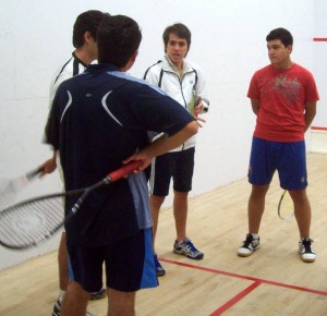 Sergio es entrenador de squash en el Club Unión.