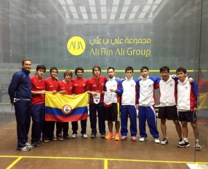 La selección colombiana asistió a un torneo internacional en Qatar, con ellos estuvo como delegado Sergio.