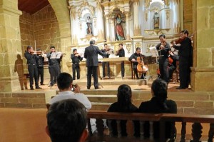 Orquesta Filarmónica de Santander, dirigida por Eduardo Berrío.