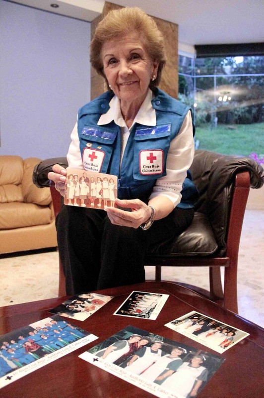 Rosmira Vera de Campos cumplió 40 años de servicio en la Cruz Roja seccional Santander