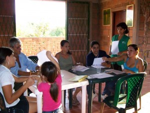 La Fundación Transformar trabaja con las familias de escasos recursos de Guatiguará, en Piedecuesta. - Suministrada / GENTE DE CABECERA