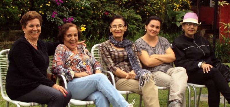 Ángela Buitrago, Ligia Rojas, Gladys Basto, Rosalba Peña de Sánchez y Mati Basto. - Suministrada /GENTE DE CAEBCERA