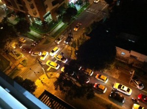 Así se ven estas calles en la noche, con mucho flujo vehicular. - Suministrada / GENTE DE CABECERA