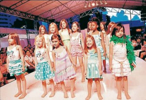 Este sábado 30 de mayo habrá desfiles con más de 50 modelos infantiles, juveniles y profesionales. - Suministrada / GENTE DE CABECERA