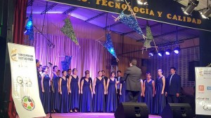 El coro en su presentación en Zapatoca. - Suministrada / GENTE DE CABECERA