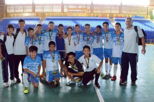 El equipo de microfútbol del Colegio Cajasan Tejados se coronó campeón en los Juegos Intercolegiados Supérate 2015. - Suministrada / GENTE DE CABECERA