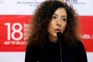Leila Guerriero es una periodista y escritora argentina. Se presentará el 25 de agosto, a las 4:00 de la tarde, en el auditorio Carlos Gómez Albarracín, en el conversatorio, “Periodismo y Literatura