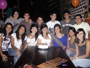 Jessika González, Angélica Rangel, Andrea Carolina Castellanos, Katherin Osorio, Paula Pedraza, Andrea Natalia Gómez, María Camila Chinchilla, Juan Sebastián Gómez, Darío Alejandro Chacón, Kike Pedroza, Carlos Javier Jiménez, Luis Carlos Uribe y Rodolfo Rossi.