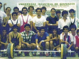 Entrenador de la Selección de Pesas de la UIS durante 8 años y llevé durante 8 años como campeón a este equipo.