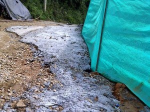 Los daños en el terreno son evidentes.