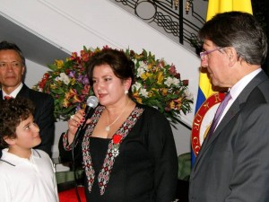 Condecoración de la Legión de Honor al grado de Caballero.