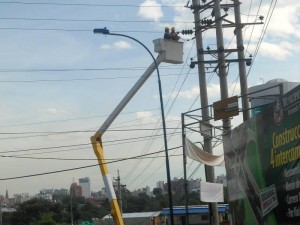 Cambios de luminarias en la zona del Tejar y los alrededores de Neomundo.