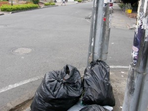 Muchos de nosotros tenemos entre 10 y 12 años de estar en esta zona trabajando y vemos el problema grave es ahora”, dijo el lector.