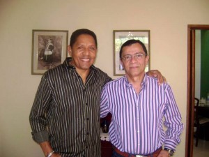 Junto a su gran amigo Israel Romero.