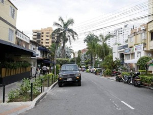 Los residentes de la calle 44 con 33 piden más control con la venta y consumo de licor en la zona.