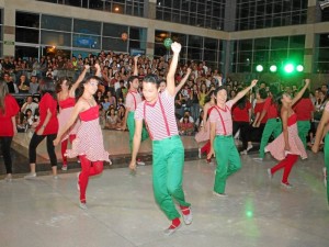 El espectáculo ya fue presentado en Megamall, para inaugurar la iluminación navideña del centro comercial.