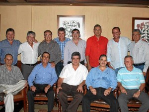 Óscar Fernández, Miguel Montero, Gonzalo Jaimes, Er-nesto Puyana, José Pablo Ortiz, Luis Guillermo Gómez, Ricardo Álvarez, César Granados, William Nieto, José Luis Osma, Augusto Ruiz, Álvaro Pinto y Rosendo Rodríguez.