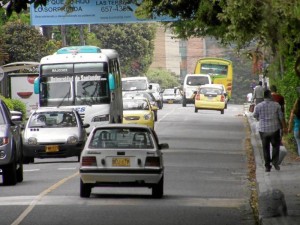 Residentes de La Floresta se manifestaron ante las quejas de otros vecinos del sector por el supuesto aumento del flujo vehicular en la carrera 45.