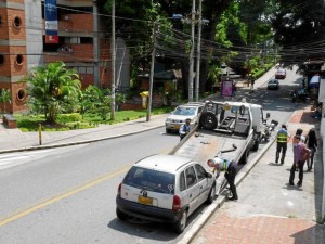 Un vehículo fue inmovilizado frente a la Unab.