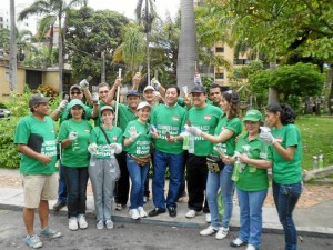 Este fue el equipo que limpió el Parque Las Palmas.