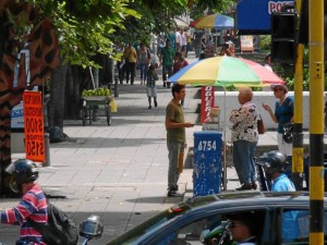 En muchas ‘chazas’ también hay ventas de minutos.