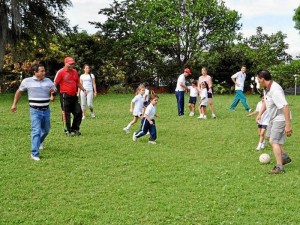 Con un partido de fútbol se realizó la integración mercedaria.