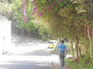 Las ventajas de muchos caminantes del sector es que trabajan cerca de sus casas, lo que facilitó el trayecto a pie.