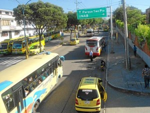 Carrera 33 frente a La Merced, el Día Sin Carro