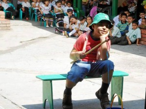 El grupo ganador hará una presentación en su colegio.