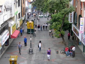 El Centro volvió a ser de los peatones