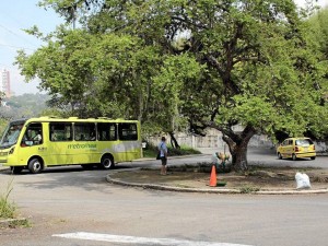 En Los Cedros piden que Metrolínea pase por sus calles.