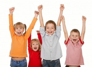 Sea el mejor aliado de sus hijos en el regreso a clase. Muestre entusiasmo e interés y potencialice la energía que tienen para iniciar el año escolar. 