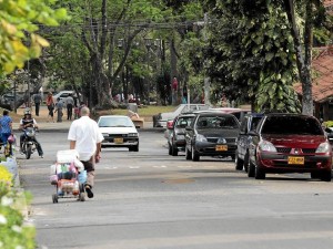 Los fines de semana, al mediodía, son los días en que más se nota la congestión vial en este sector.