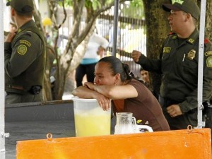 Doris Salazar, minutos previos al levantamiento de su caseta.