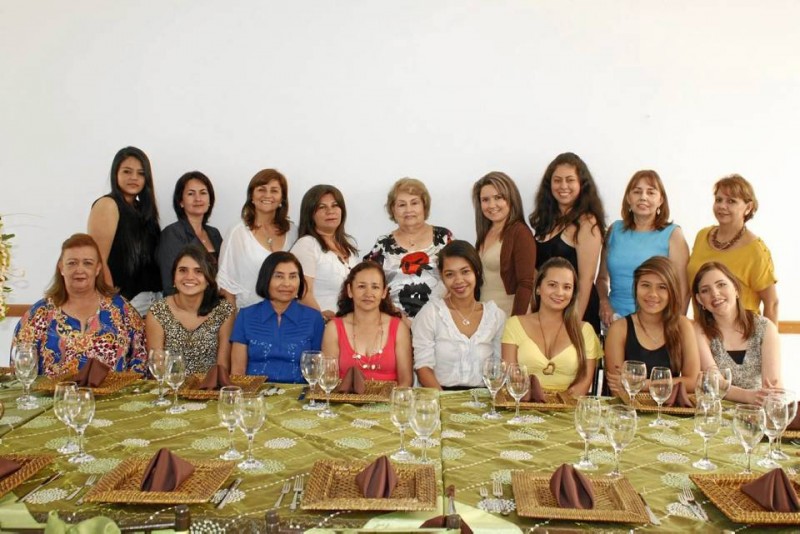 Cecilia Acevedo, Karina Portilla, Olga Niño, Rosalba Cárdenas, Diana Acu-ña, Mayra Alejandra Álvarez Díaz, Marcela Torres, Silvia Coelli, Mariam Balcárcel, Luz Marina Gómez, Rosa Helena Mendoza, Rosa Isabel Sarmiento, Leticia Barón, Marcela Pineda, Liliana Zea, María Eugenia Wandurraga y Lucy Ríos Carvajal.