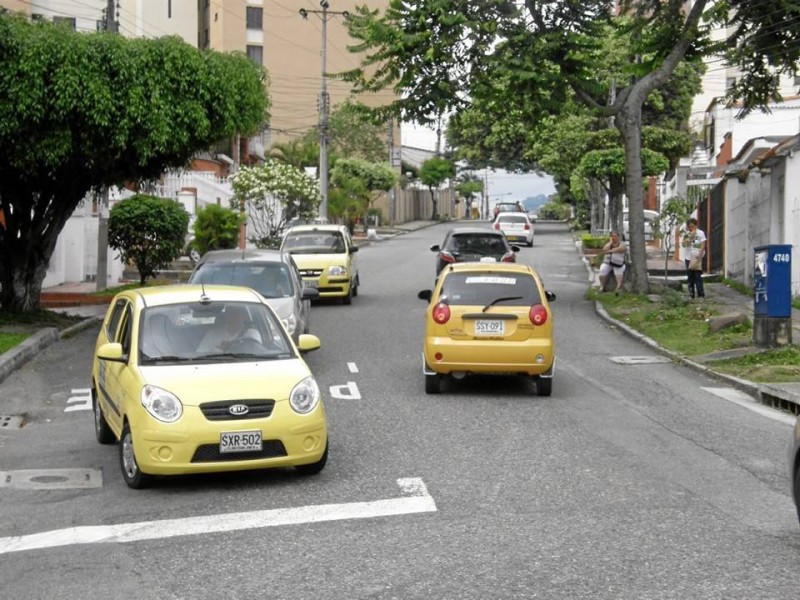 En Terrazas y La Floresta piden que la ruta AQ4 de Metrolínea pase por la carrera 45, eje vial de este sector de la comuna 12.