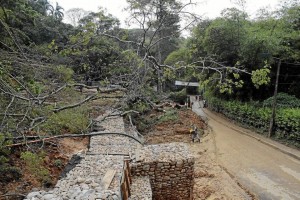 La construcción del muro de contención se inició la segunda semana de febrero.