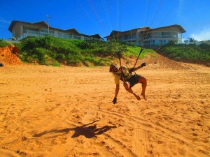 Aunque practicó parapente en varios países, la mayor experiencia fue en Argentina, donde participó en un campeonato nacional