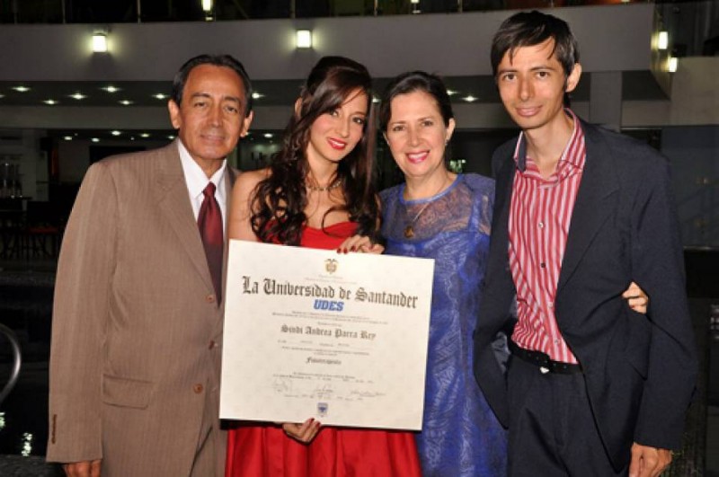 Víctor Hugo Parra Reyes, Sindi Andrea Parra Rey, Martha Isabel Rey López y Víctor Hugo Parra Rey. - Suministrada / GENTE DE CABECERA