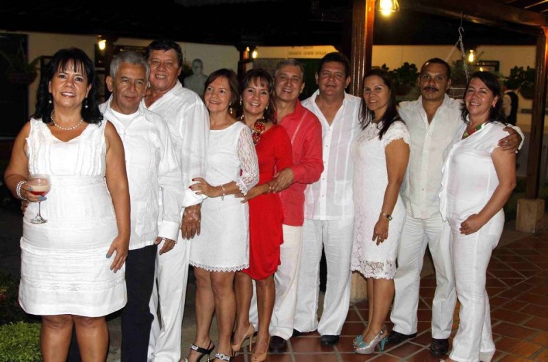 Martha Cáceres, Víctor Raúl Cárdenas, Jesús Manrique, Luz Marina Cáceres, Esperanza Cáceres, César Rey, Francisco Cáceres, Mariela Arias, Martín Villanueva y Lucero Cáceres. - Nelson Díaz / GENTE DE CABECERA