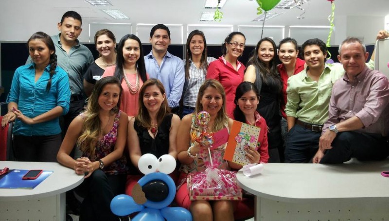 Arriba: Diego Fandiño, Gloria Ordóñez, Andrea Obregón, Pedro Pablo Contreras, Paula Correa, María Fernández, Omaira Celis, Silvia Navas, Jose Quevedo y David G. Puyana. Sentados: Carmen Villarreal, Lina Rodríguez, Álix Arango y Yelitza Hernández. - Suministrada /GENTE DE CABECERA